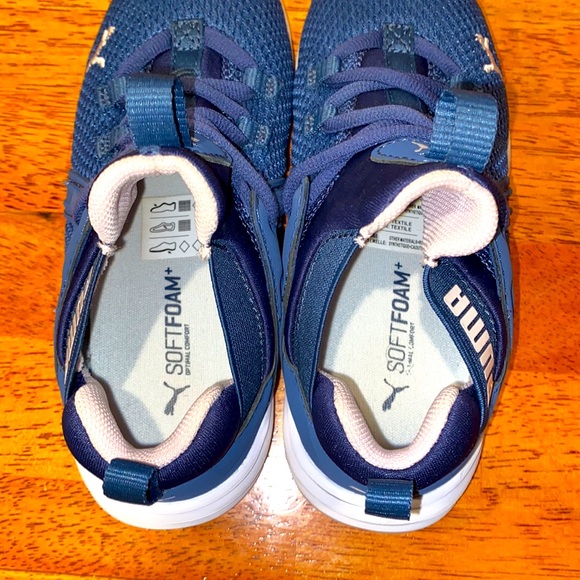 Puma Girls Size 10C Navy Blue & Light Pink SlipOn Sneakers - Picture 4 of 6